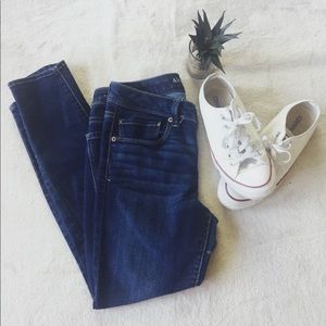 American Eagle Women’s Skinny Jeans 6